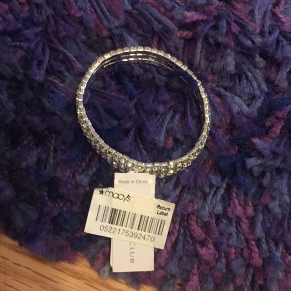 NWT charter club crystal stretch bracelet - Picture 2 of 4